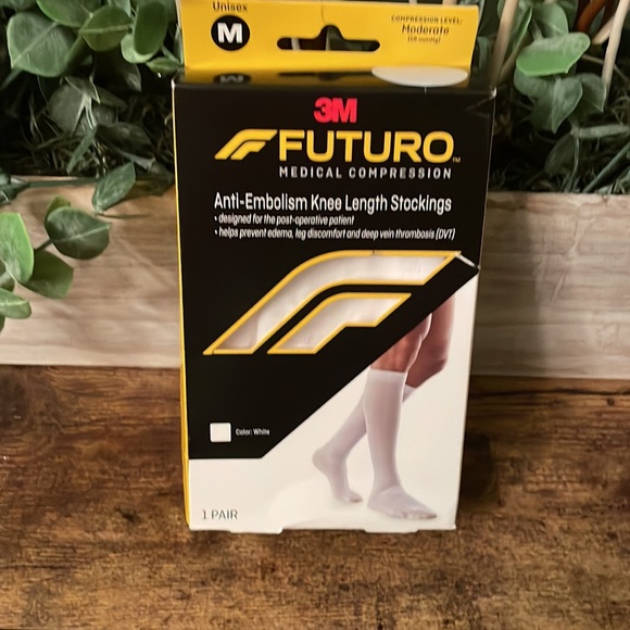 Futuro anti embolism knee length stockings, size M, color white. Soft, durable - Picture 3 of 8